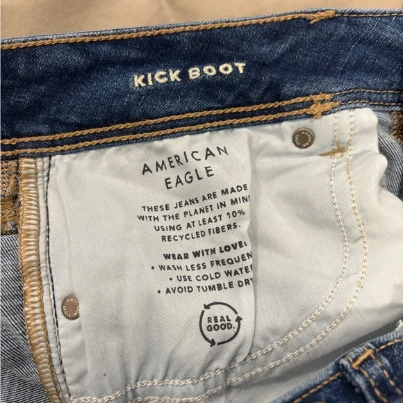 American Eagle kick boot jeans - Picture 3 of 4
